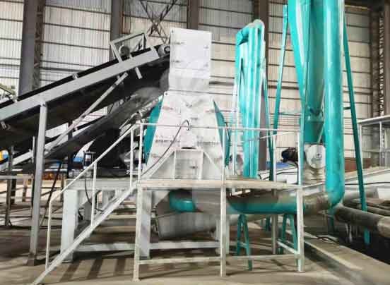 Wood-Hammer-Mill-in-Europe